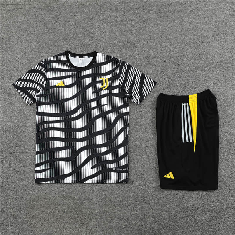 23/24 Juventus Training suit kit
