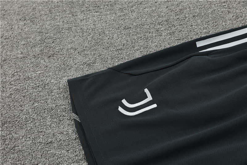 23/24 Juventus Training suit kit