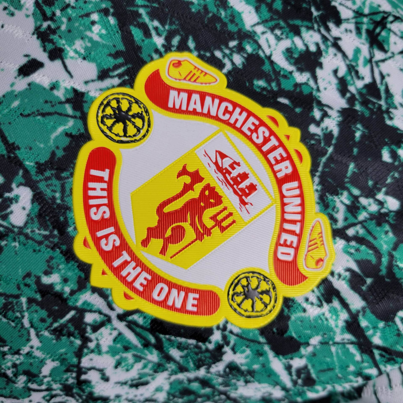24/25 player Manchester United Co branded version