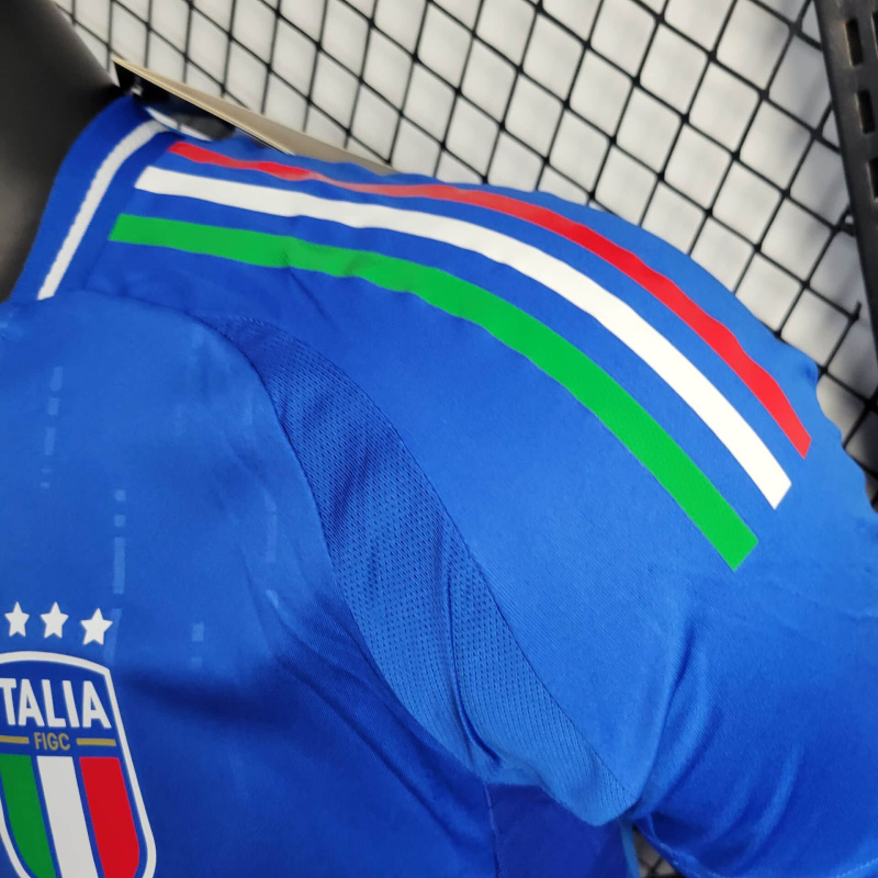 24/25 player Italy Home