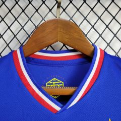 24/25 kids France home