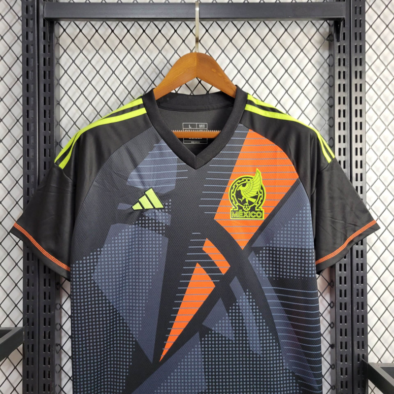 24/25 Mexico Black goalkeeper