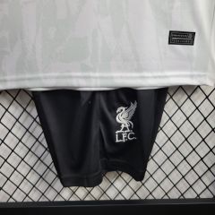 24/25 kids Liverpool White 2 away