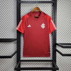 24/25 Internacional Training clothing