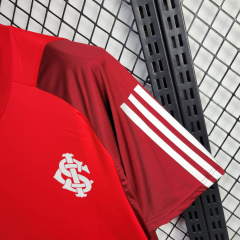 24/25 Internacional Training clothing