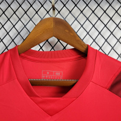 24/25 Internacional Training clothing