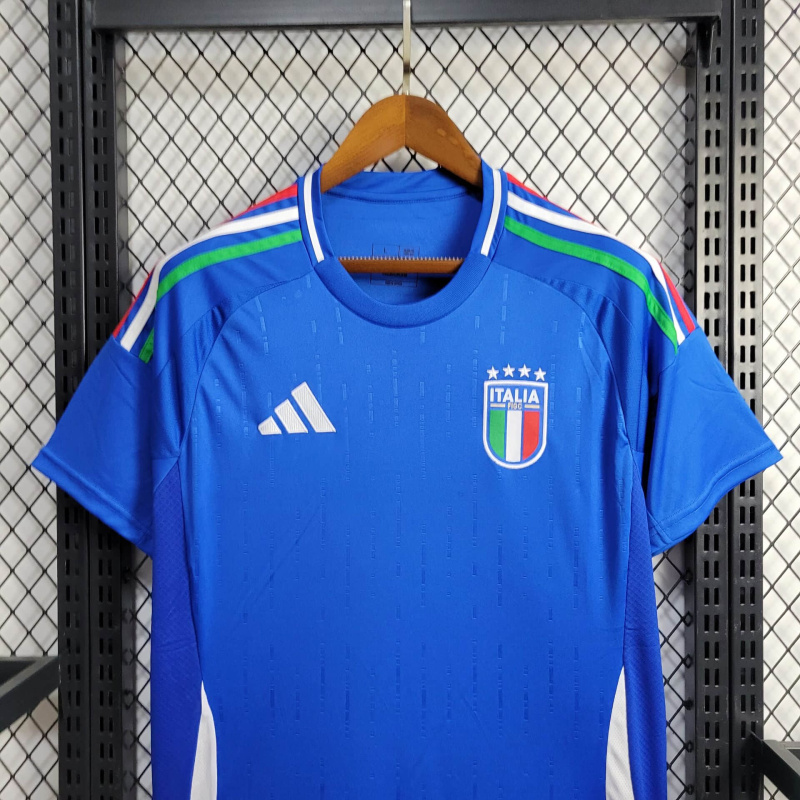 24/25 Italy Home