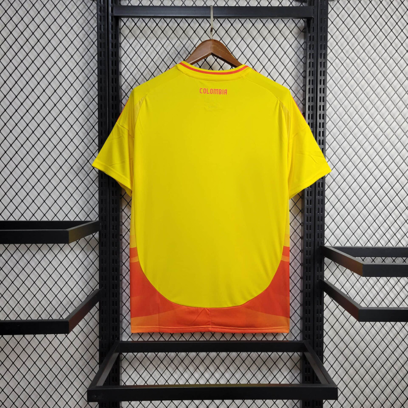 24/25 Colombia Home