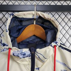 24/25 Windbreaker Italy