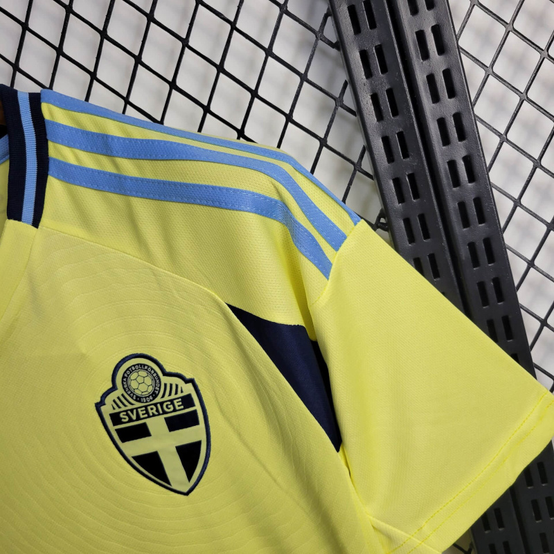 24/25 Sweden Home