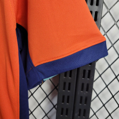24/25 Holland Home