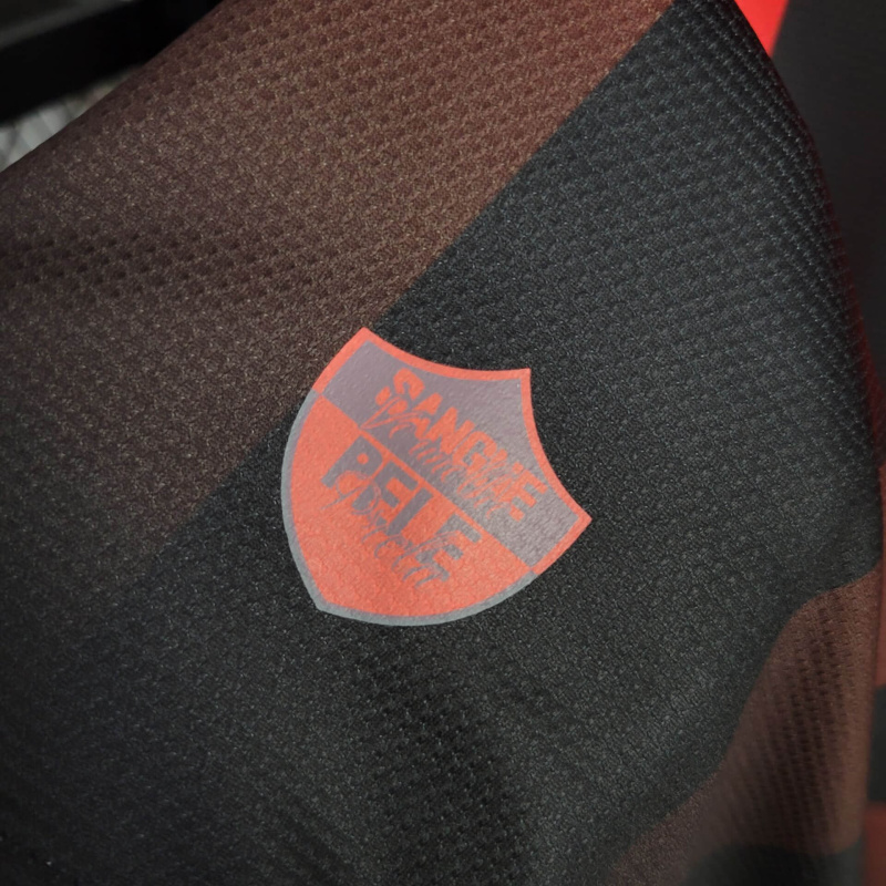 24/25  Vitória Home
