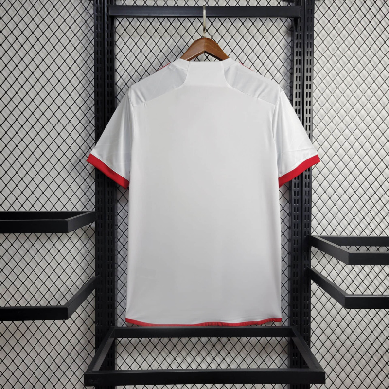 24/25 Flamengo away