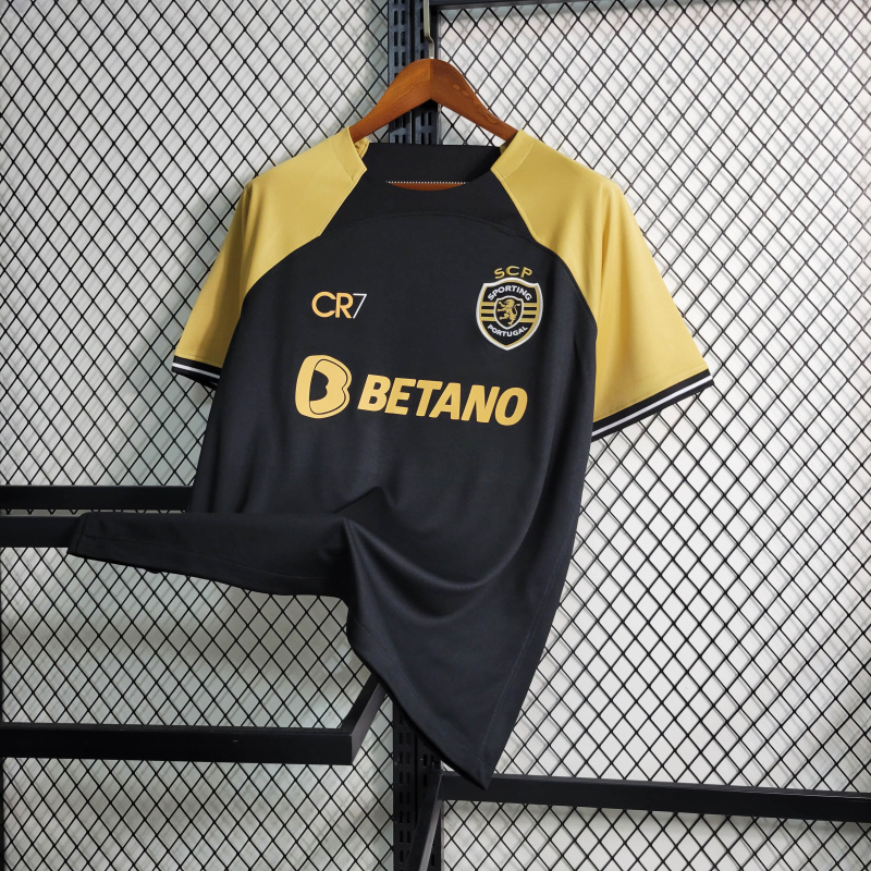 23/24 Sporting Lisbon II Away