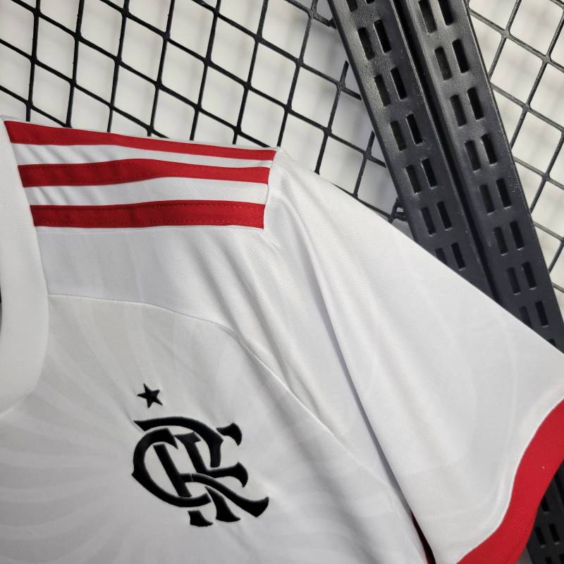 24/25 Flamengo away