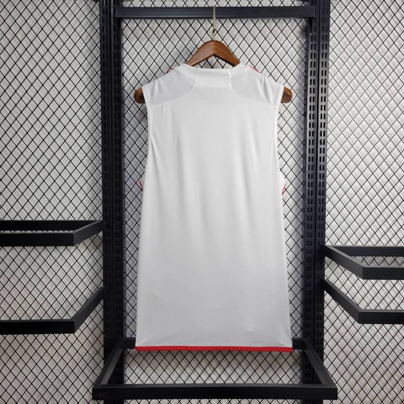 24/25 Flamengo away vest