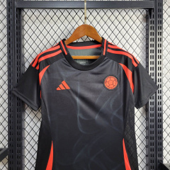 24/25 women Colombia Away