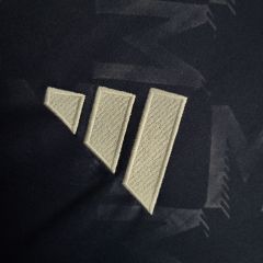 Manchester United away 24/25 jersey