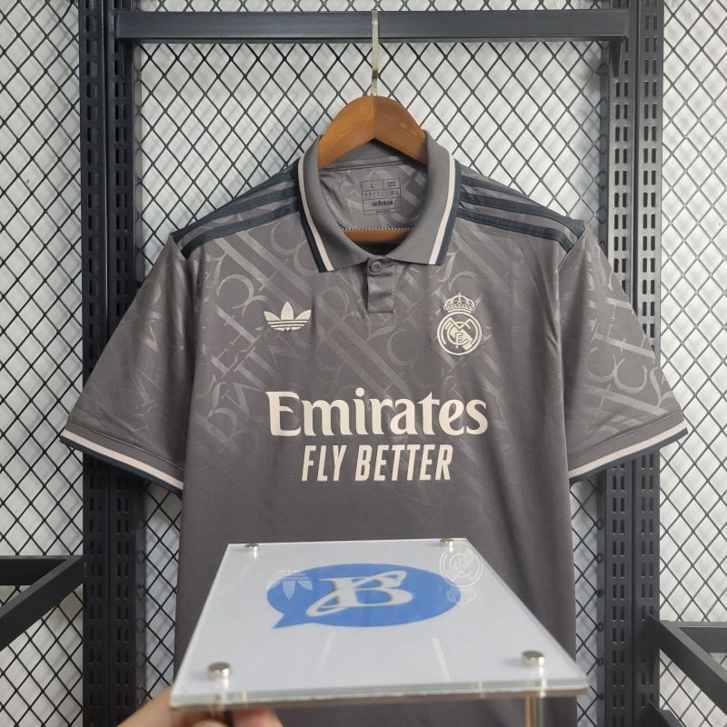 Real Madrid 2 away 24/25
