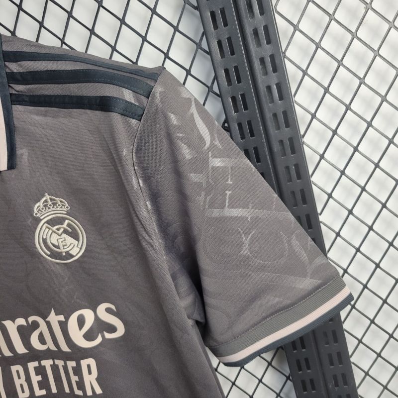Real Madrid 2 away 24/25