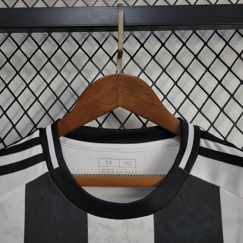 Juventus home 24/25 football team shirt