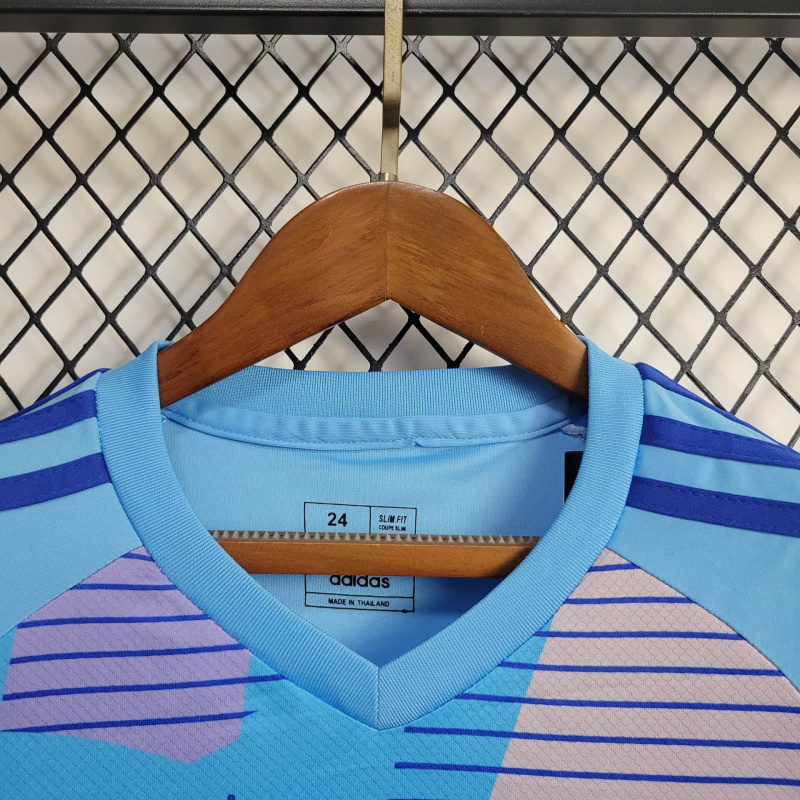Real Madrid goalkeeper 24/25 kids football team shirt
