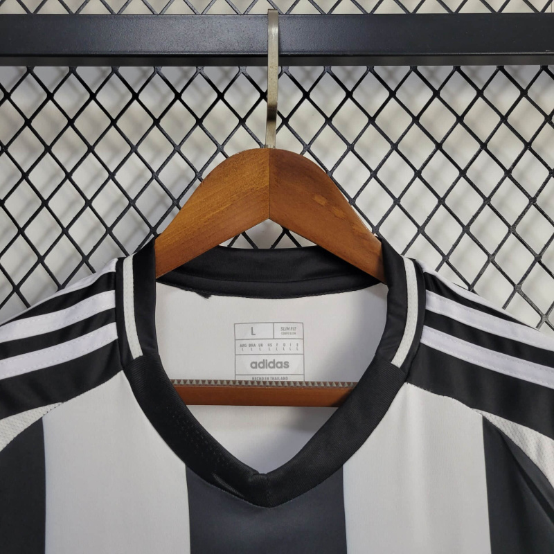 Newcastle United Home 24/25 football team shirt