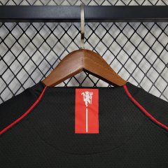Manchester United Black   2007/08 Retro Football Team Shirt