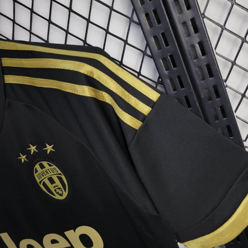 Juventus Two away shirts 15/16 Retro Football team shirt