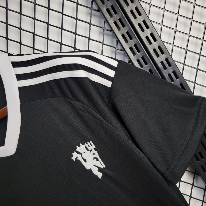 Manchester United 4 away 24/25 football team shirt
