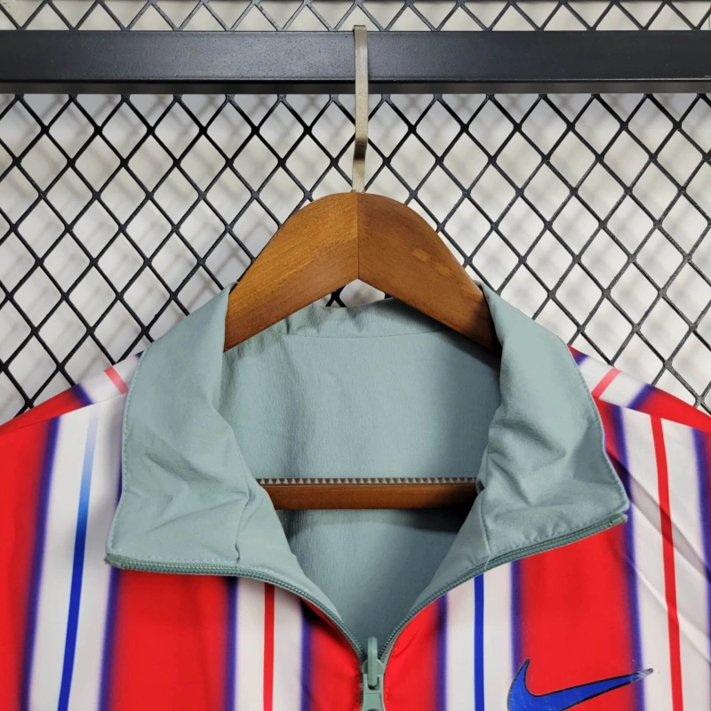 Atletico Madrid Windbreaker 2024/2025 Football Team Shirt