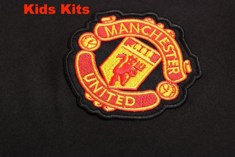 Kids Manchester United 22/23 Training Shirt and Pants Set E676