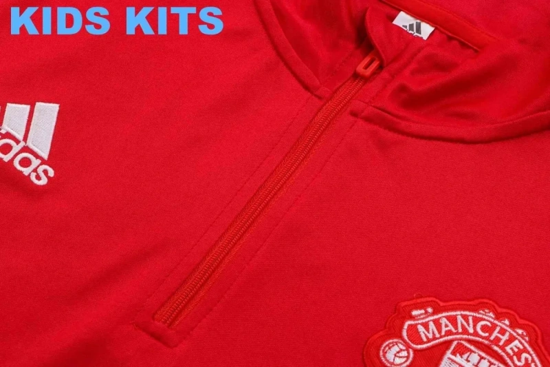 Kids Manchester United 22/23 Half-Zip Training Sweatshirt and Pants Set E630