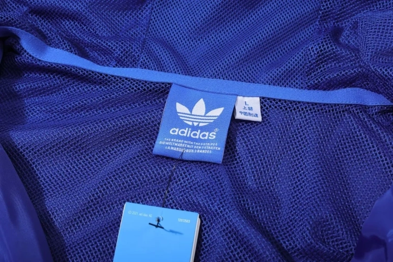 Olympique Lyonnais 23-24 Limited Edition Windbreaker Blue