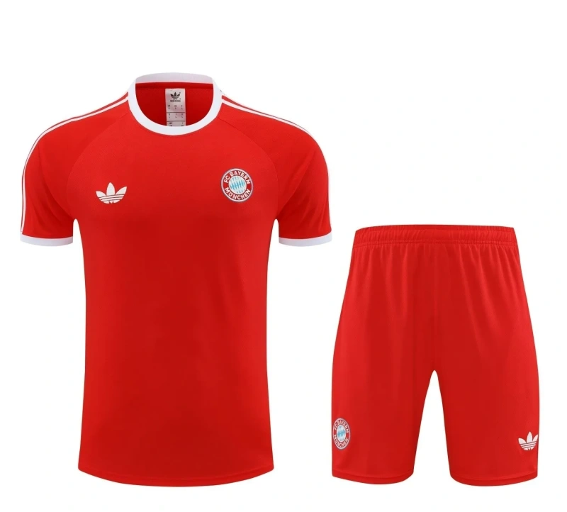 Bayern Munich 24/25 Training Shirt and Shorts Set Red