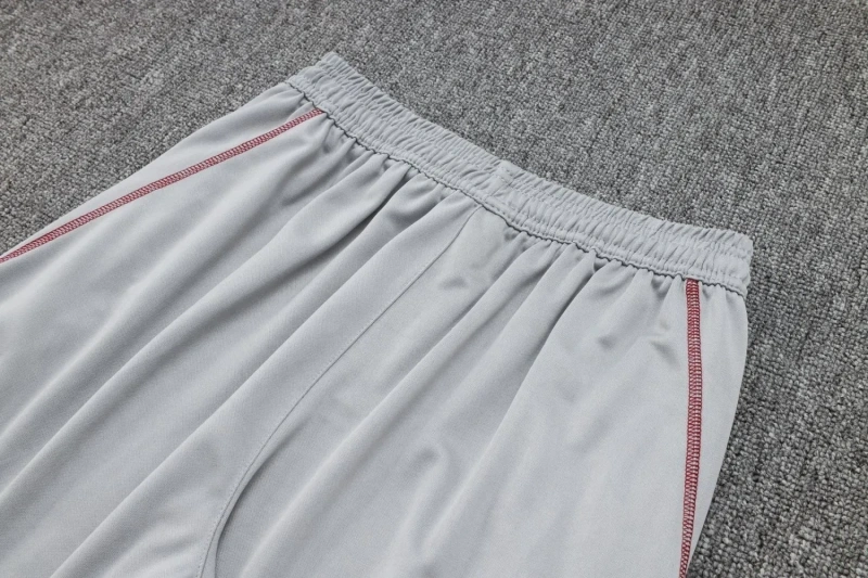 Arsenal 23/24 Training Shirt and 3/4 Pants Set D949