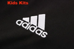 Kids Real Madrid 22/23 Training Shirt and Pants Set E675
