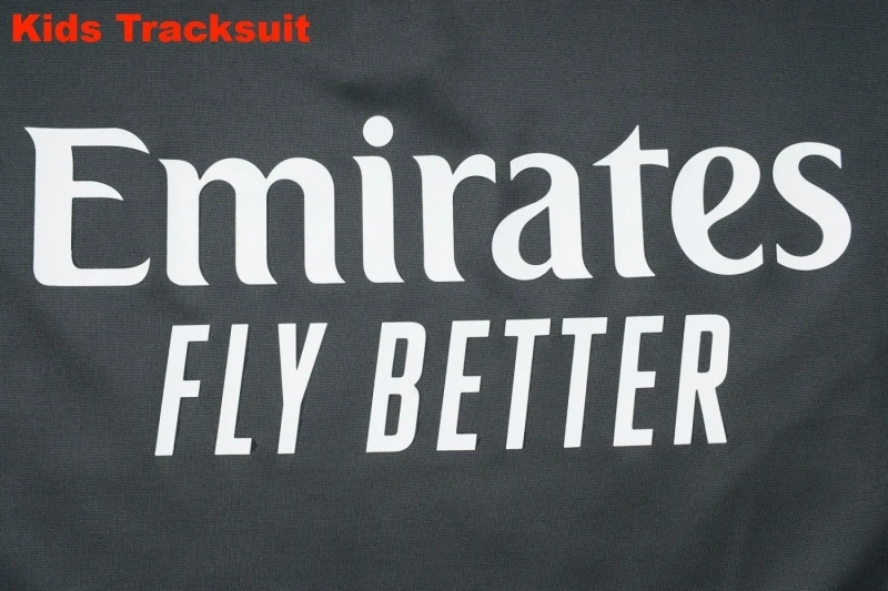 Kids Real Madrid 23/24 Half-Zip Training Sweatshirt and Pants Set E749