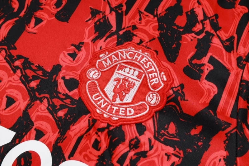 Manchester United 23/24 Training Shirt and Shorts Set D936