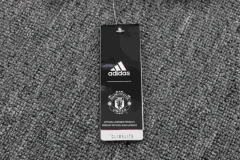 Manchester United 22/23 Half-Zip Training Sweatshirt and Pants Set B565