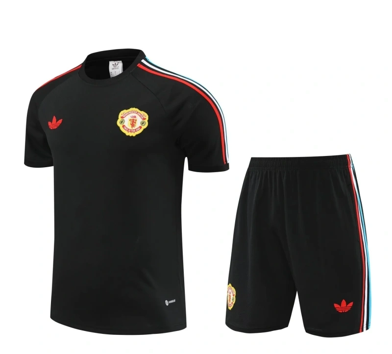 Manchester United 24/25 Training Shirt and Shorts Set Black