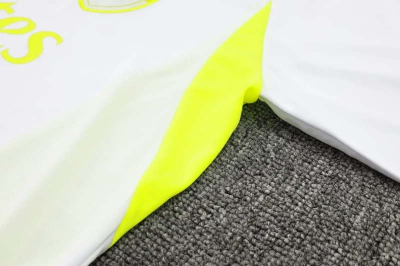 Arsenal 23/24 Training Shirt and 3/4 Pants Set White D947