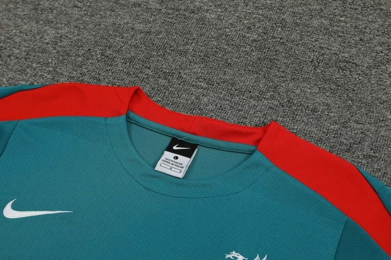 Liverpool 24/25 Training Shirt and Shorts Set
