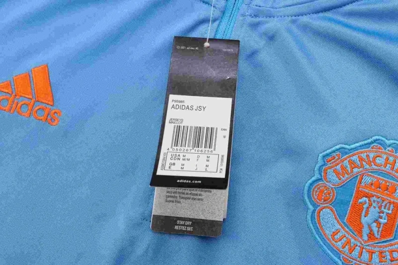 Manchester United 22/23 Half-Zip Training Sweatshirt and Pants Set B585