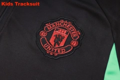 Kids Manchester United 23/24 Half-Zip Training Sweatshirt and Pants Set Black E712