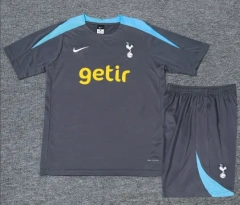 Tottenham Hotspur 24/25 Training Shirt and Shorts Set
