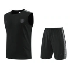 Manchester United 22/23 Training Vest and Shorts Set Black