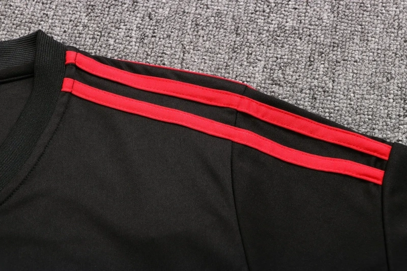 Manchester United 22/23 Training Shirt and Pants Set C845