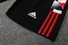 Manchester United 22/23 Training Shirt and Shorts Set