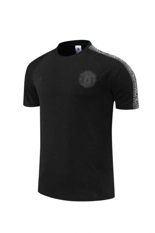 Manchester United 22/23 Training Shirt and Shorts Set Black